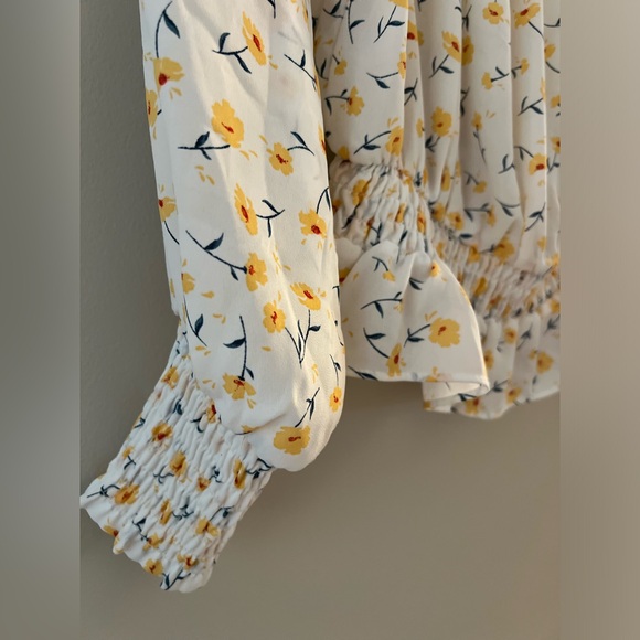 NWT: Aqua Off Shoulder Floral Top - Picture 3 of 4